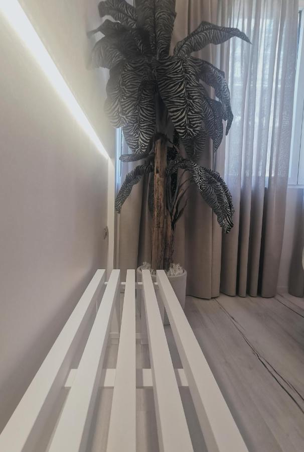 Lindy V Apartment Athena Bagian luar foto